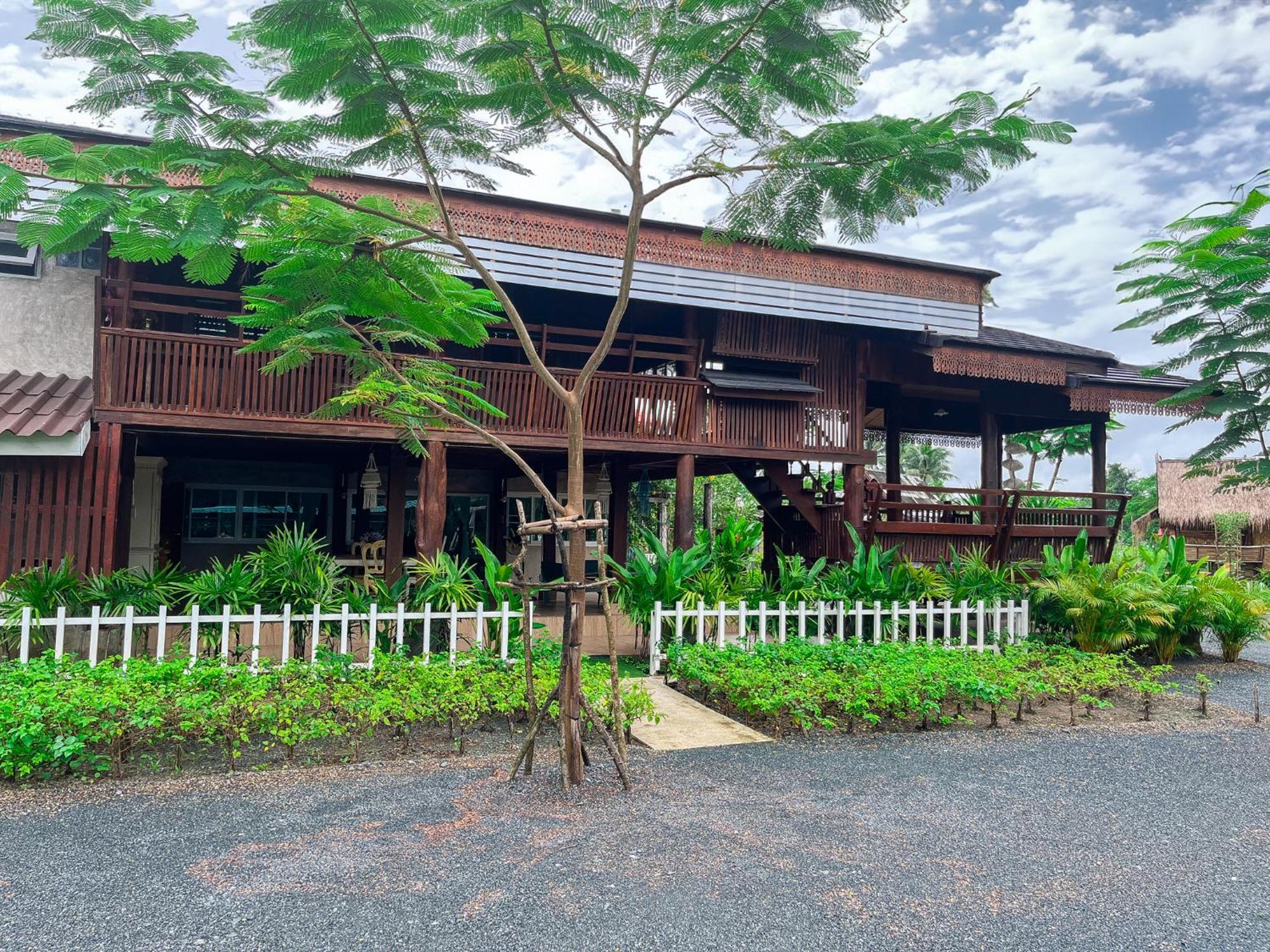 Ban Mae Pong North Pine Forest Homestay บ้านไม้สนโฮมสเตย์ מראה חיצוני תמונה